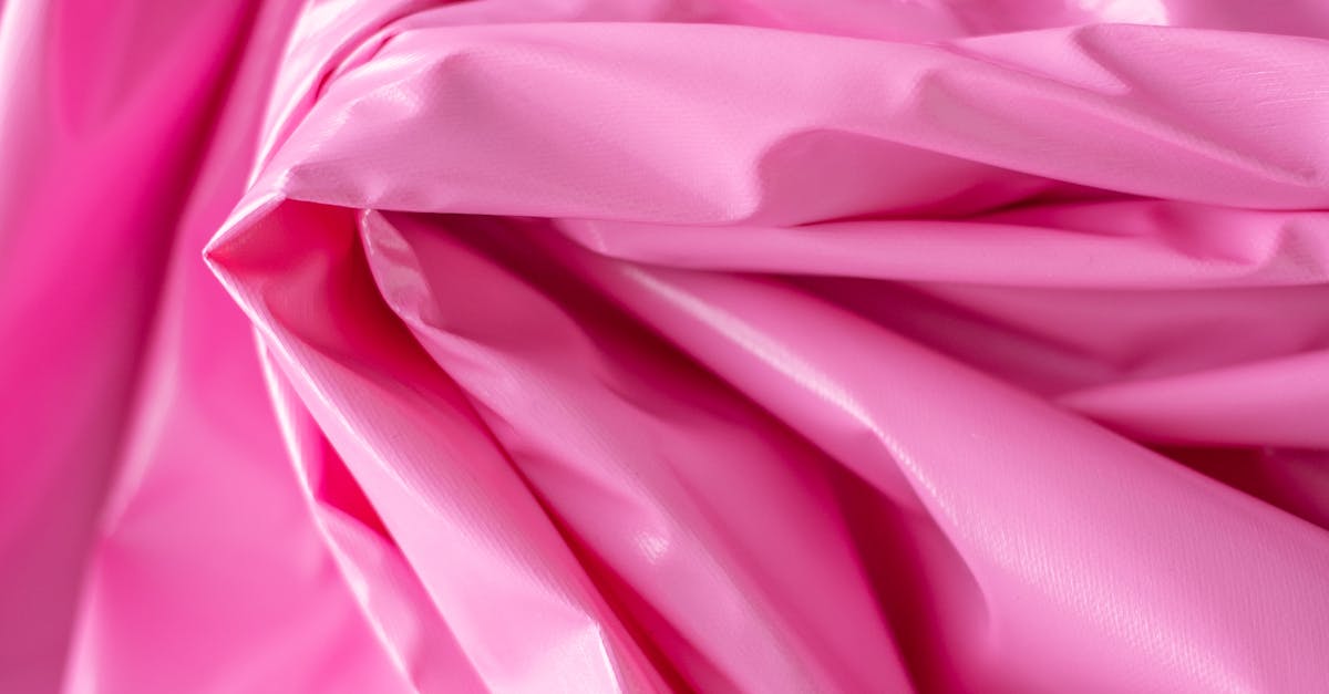 Using the Right Cleaning Solutions for Turf Maintenance